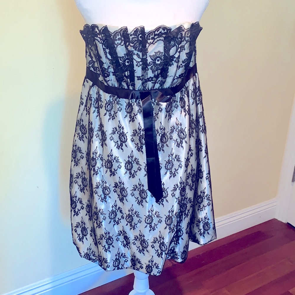 Vintage Gunne Sax Strapless Lace Dress Black Cream Cosplay Fairy Renaissance